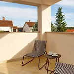 Villa Nata By Guide Pula