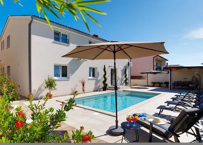 Nata By Guide * Pula