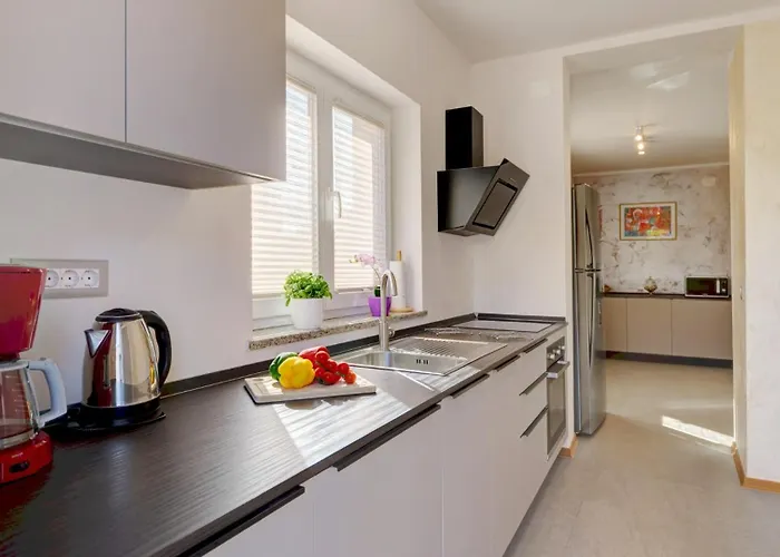 Nata By Guide * פולה