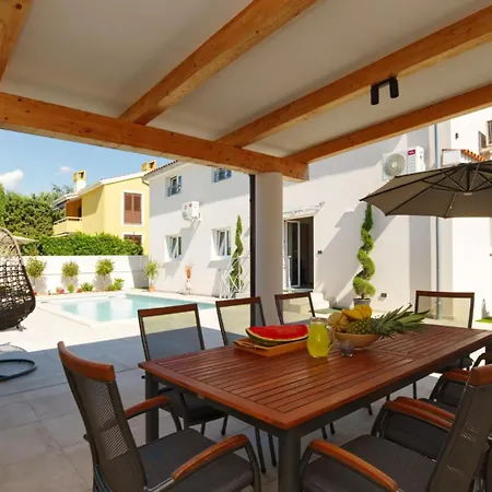 Vila Nata By Guide Pula