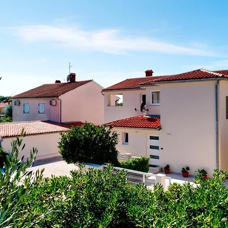 Villa Nata By Guide